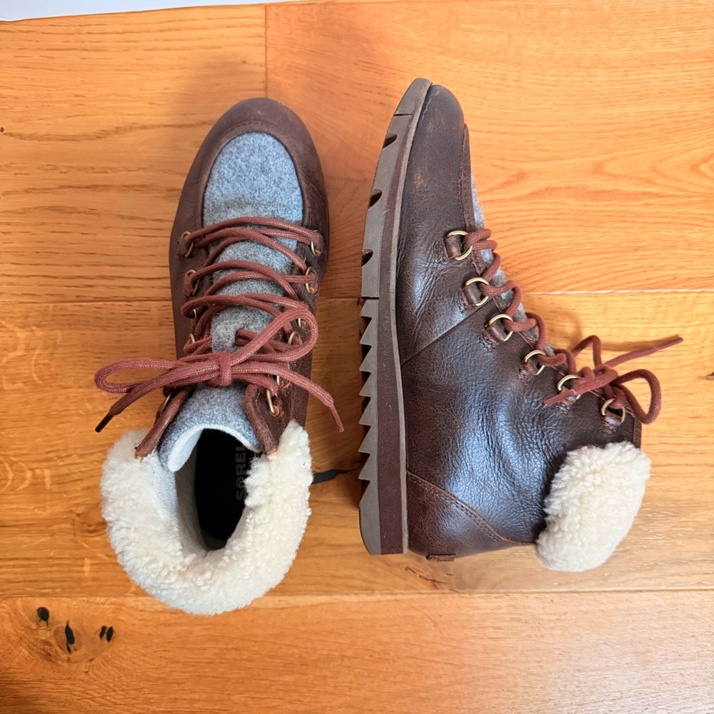Sorel Harlow Lace brown leather shearling fleece Boots